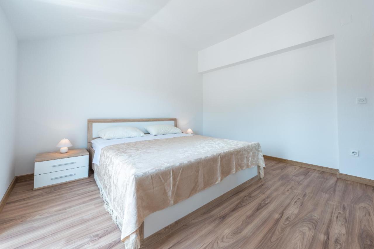 Apartments Lucija Dubrovnik Bilik gambar